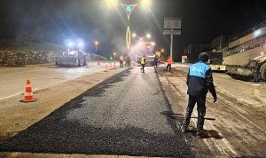 Büyükşehir’den yoğun asfalt mesaisi